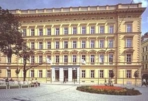 Kounicùv palác, Brno, Žerotínovo nám.