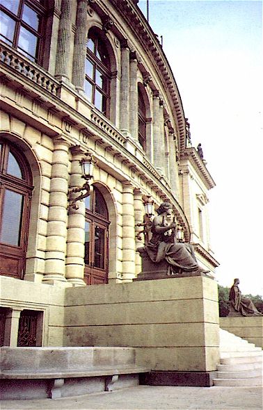 Reconstruction of Rudolfinum concert hall and gallery in Prague 1