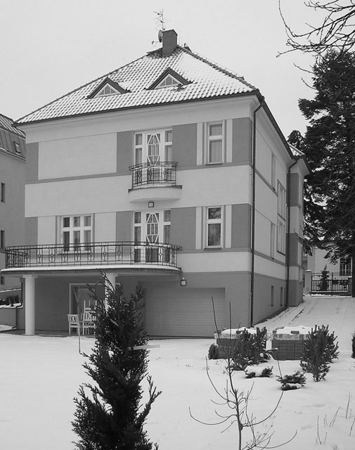 REDEVELOPMENT AND RECONSTRUCTION OF 1922 VILLA - PRAGUE 6, HANSPAULKA