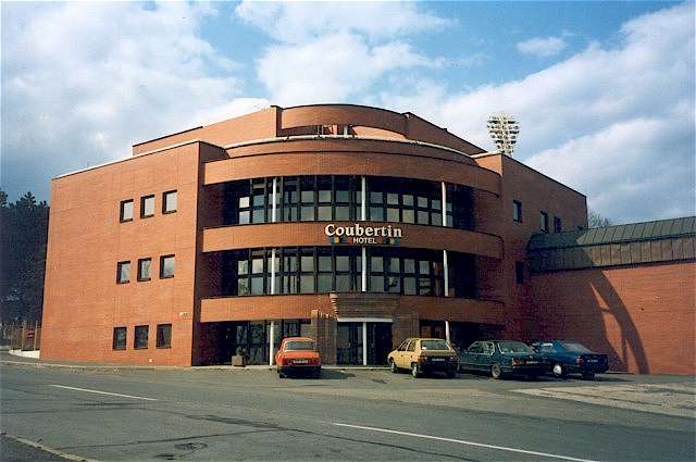 HOTEL COUBERTIN, 1990<br>spolupr�ce s arch. M. Kop�ivou